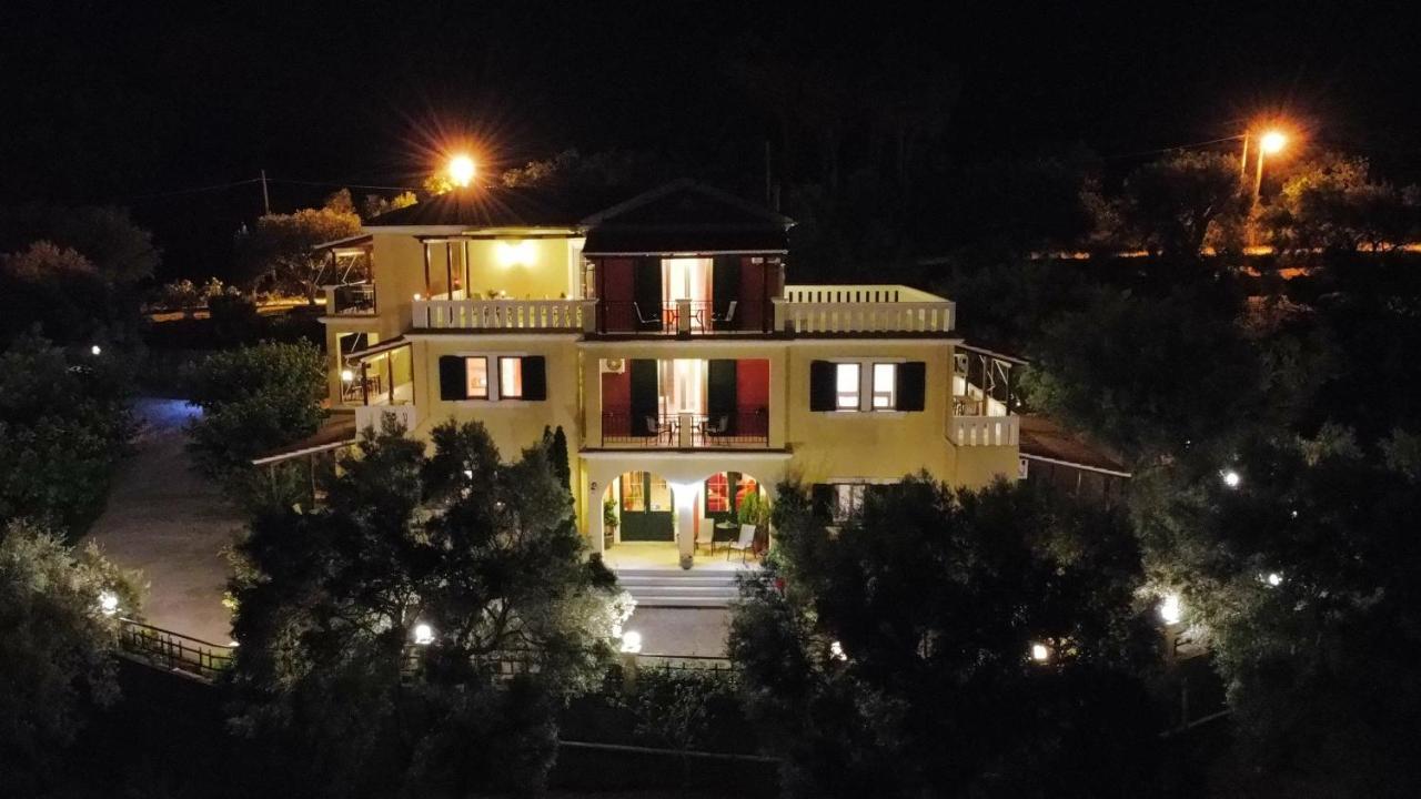 Irida Appartement Apolpaina Buitenkant foto