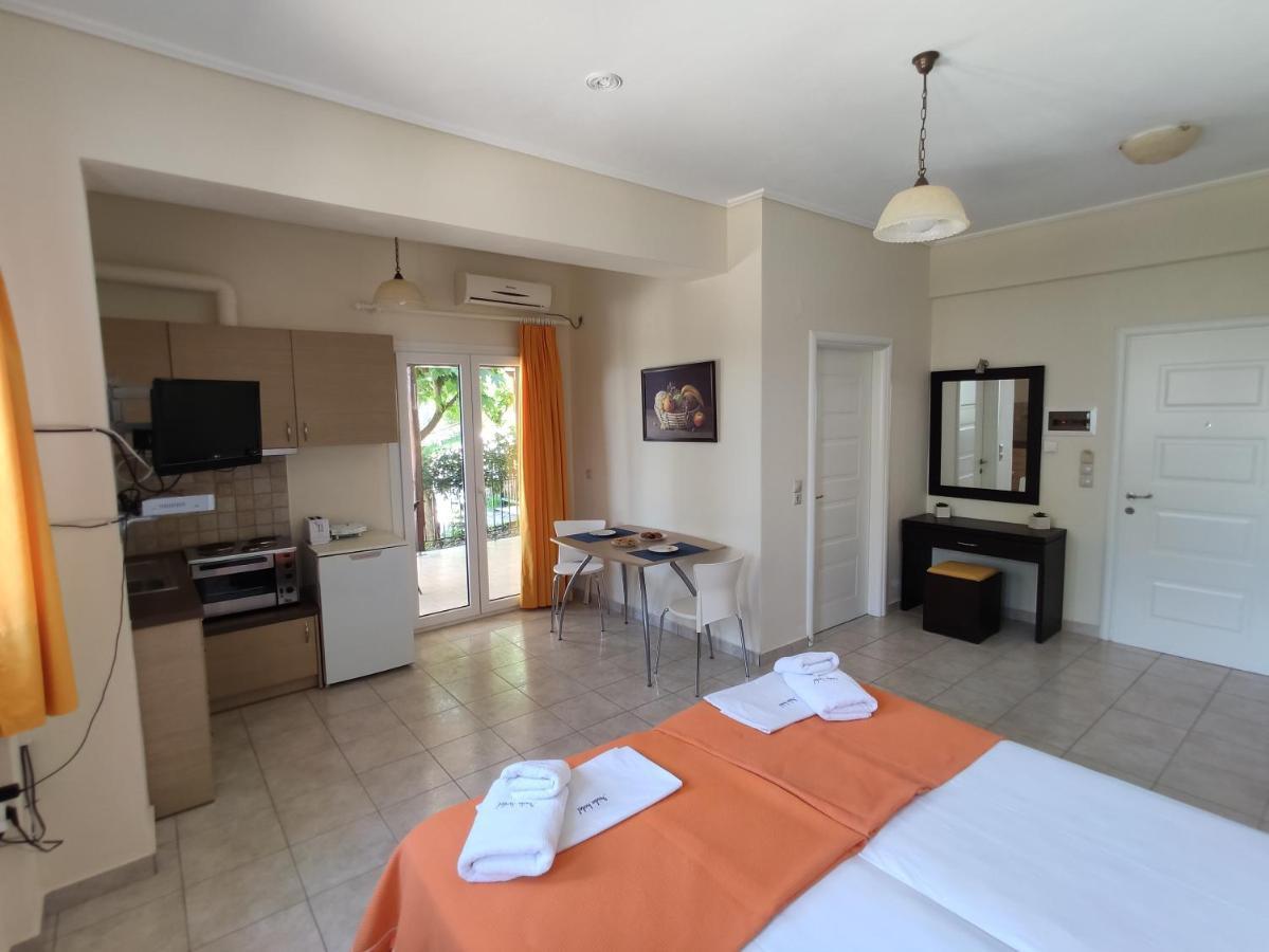 Irida Appartement Apolpaina Buitenkant foto