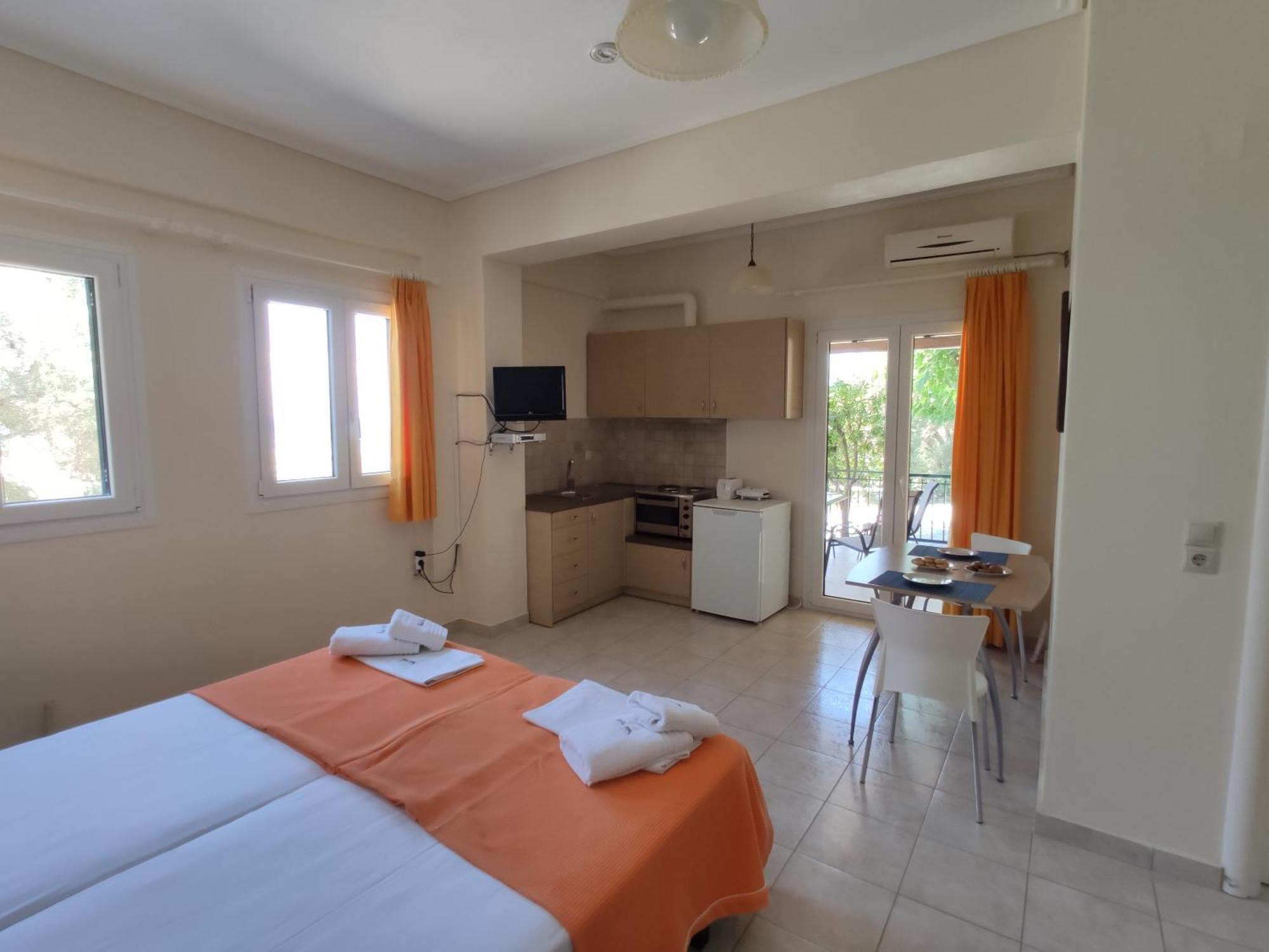 Irida Appartement Apolpaina Buitenkant foto